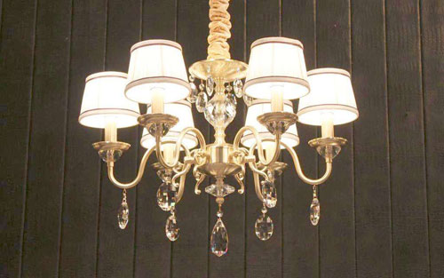 燈飾企業(yè)如何突破消費(fèi)者心理防線(xiàn)，成功占領(lǐng)市場(chǎng)?