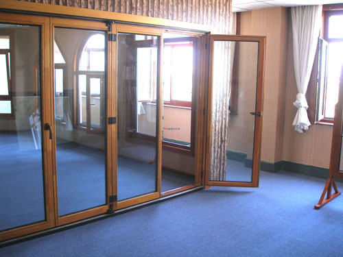 門(mén)窗企業(yè)需要適時(shí)而變，才能順勢(shì)發(fā)展