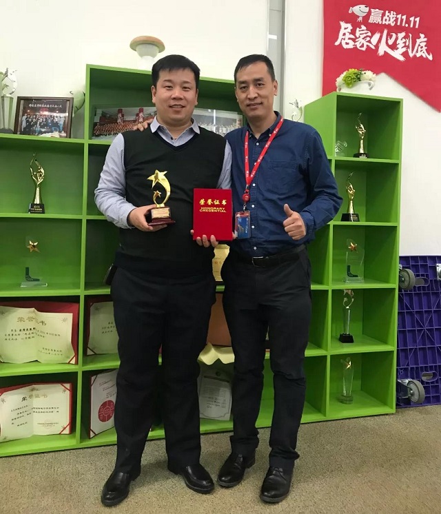 喜訊！晾霸榮獲京東家具建材2017年度最佳創(chuàng)新品牌
