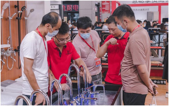 碩果累累，大紅鷹電器驚艷亮相中國小家電交易會(huì)